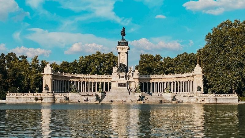 Parques y espacios verdes para disfrutar en Madrid