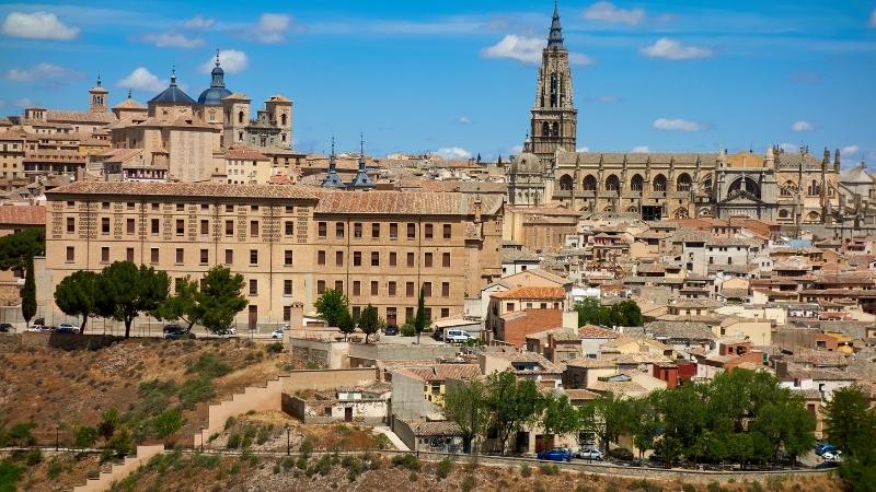 Tras las huellas de Don Quijote en Castilla-La Mancha